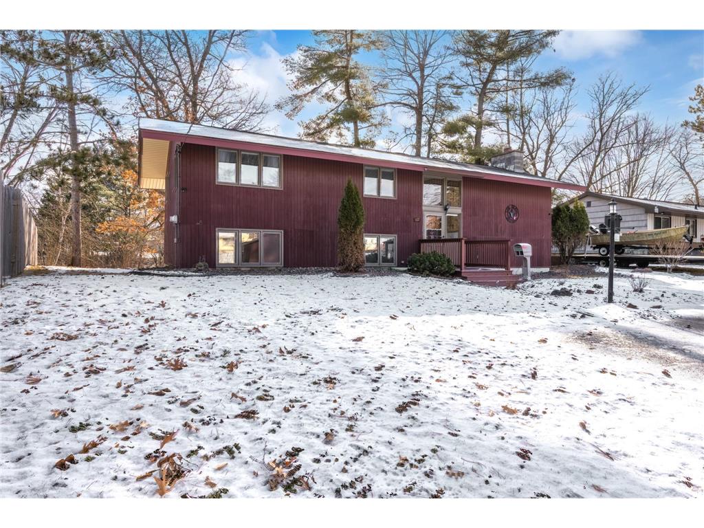 607 Cross Avenue S Amery WI 54001 - Apple River 7037068 image1