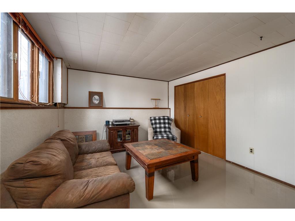 607 Cross Avenue S Amery WI 54001 - Apple River 7037068 image32