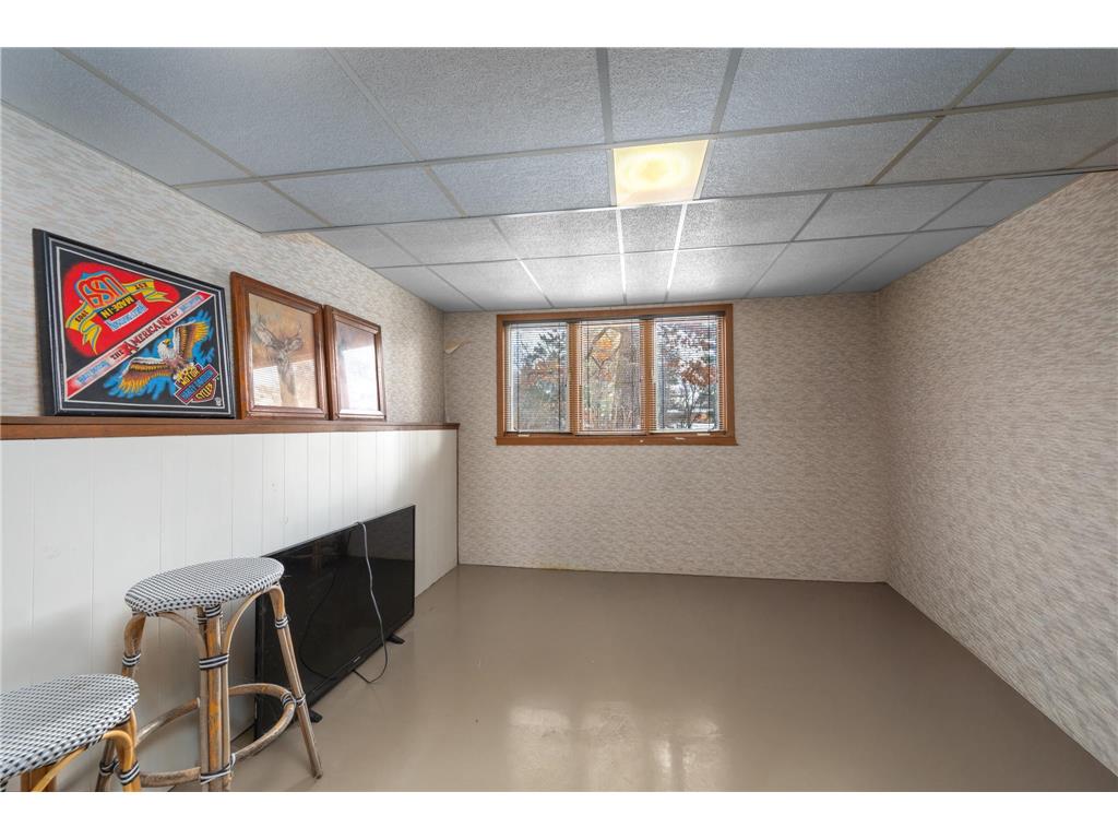 607 Cross Avenue S Amery WI 54001 - Apple River 7037068 image33