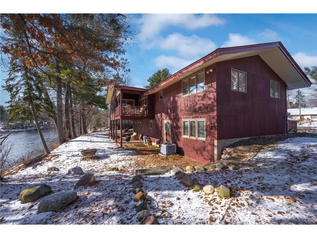 607 Cross Avenue S Amery WI 54001 - Apple River 7037068 image38