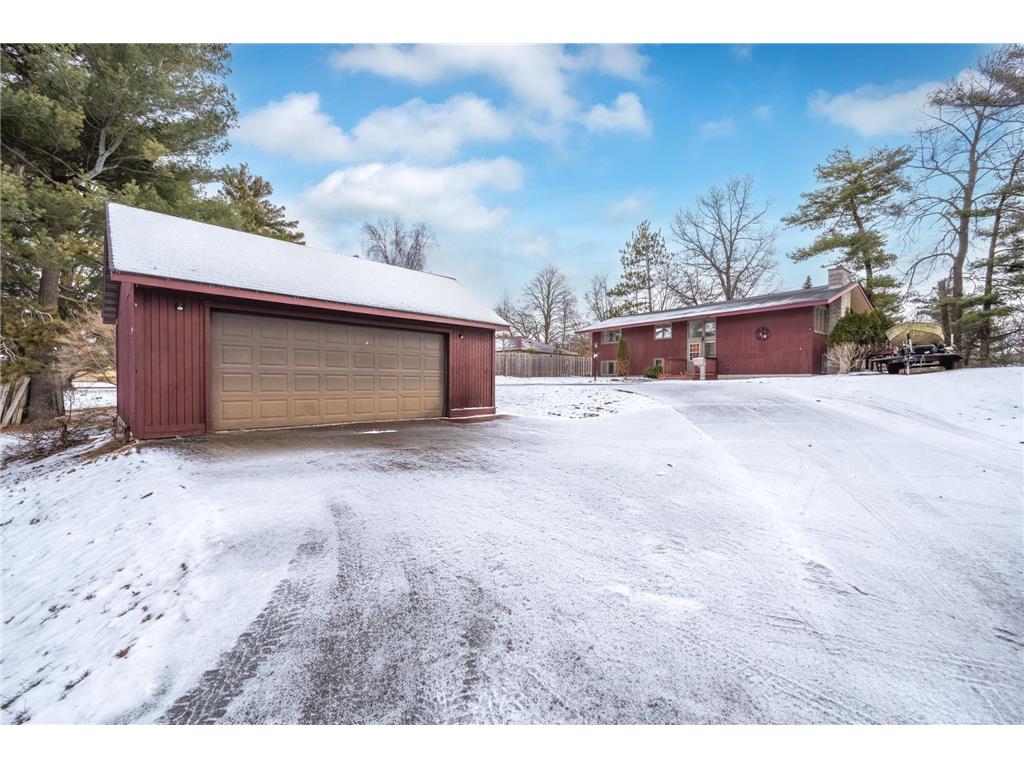 607 Cross Avenue S Amery WI 54001 - Apple River 7037068 image41
