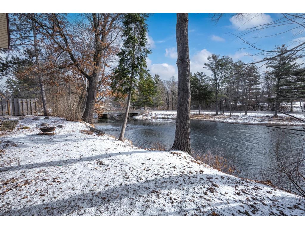 607 Cross Avenue S Amery WI 54001 - Apple River 7037068 image42