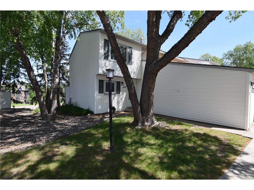 607 E Burnsville Parkway 13, Burnsville, MN, 55337 MLS 6575211