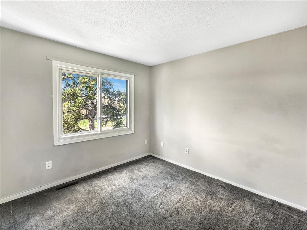 607 E Burnsville Parkway #13 Burnsville MN 55337 7059362 image14