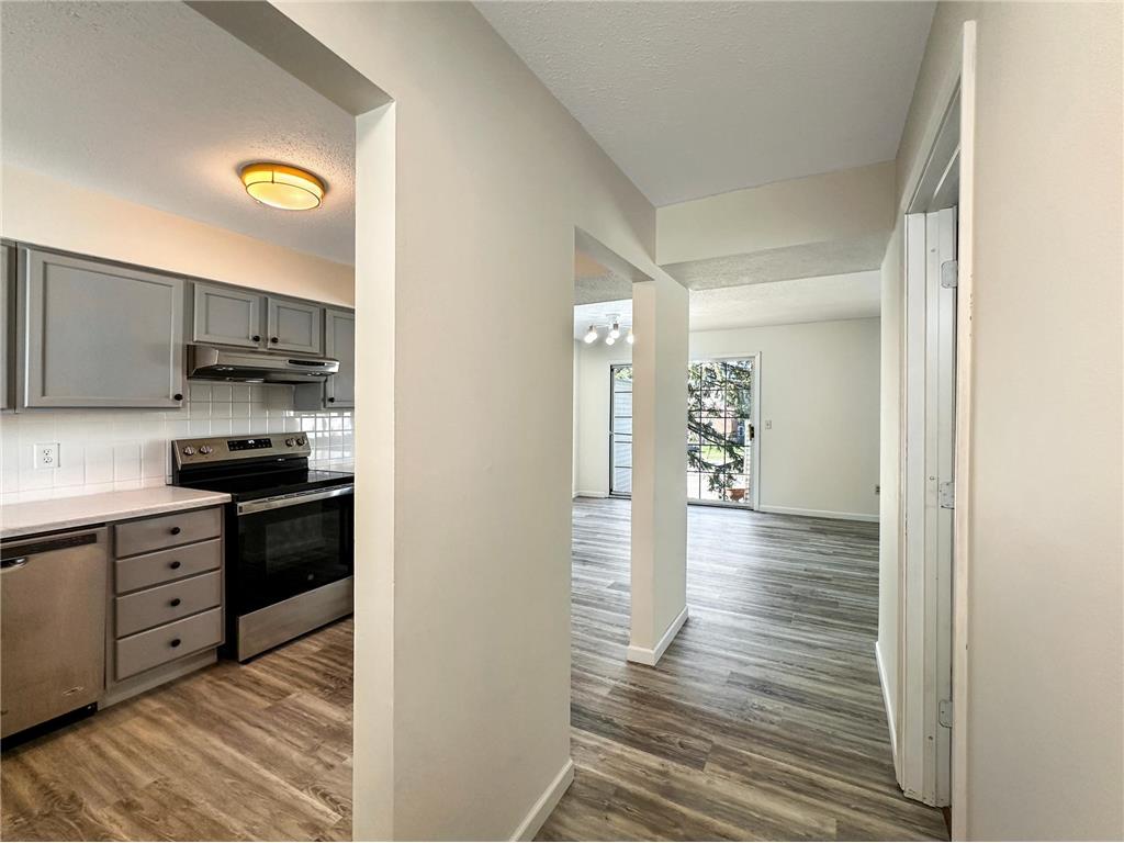 607 E Burnsville Parkway #13 Burnsville MN 55337 7059362 image5