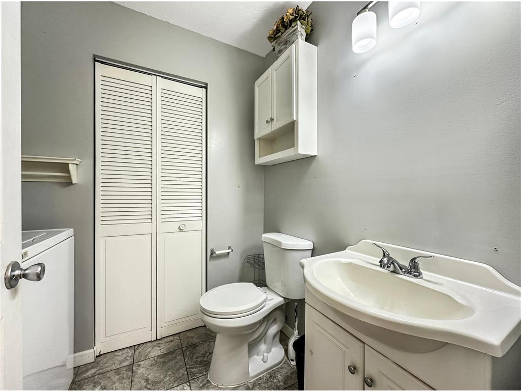 607 E Burnsville Parkway #13 Burnsville MN 55337 7059362 image7