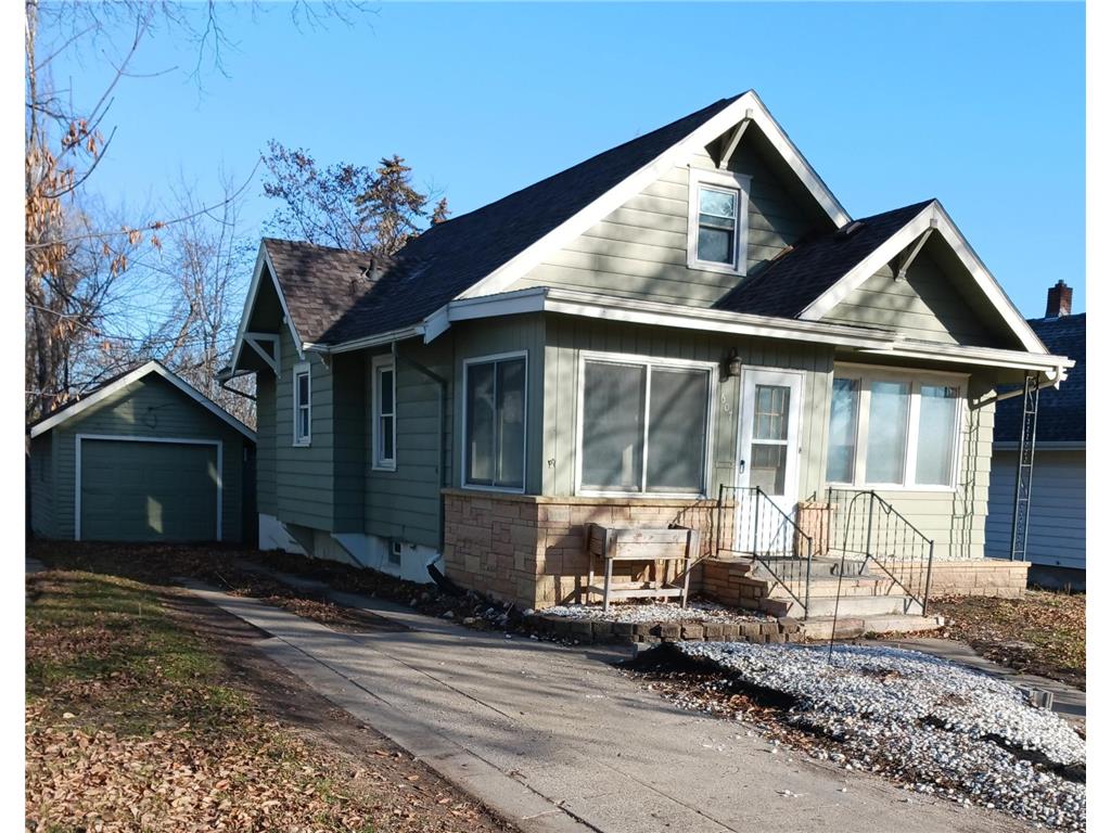 607 E Vernon Avenue Fergus Falls MN 56537 6459774 image1