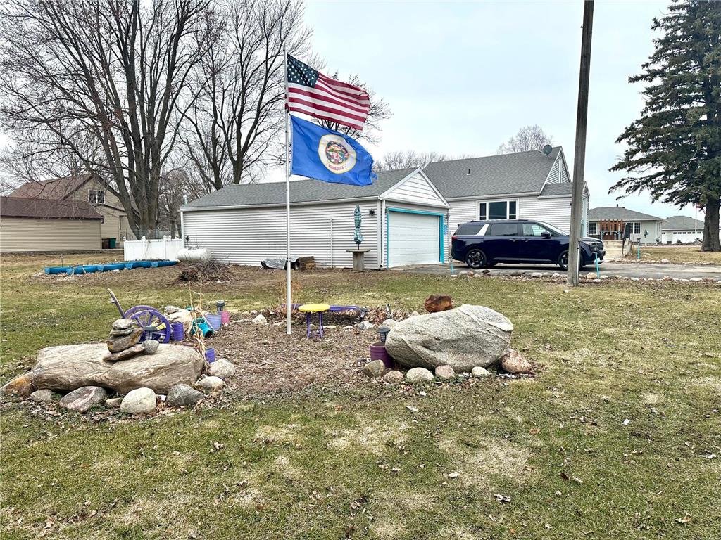 607 Main Street Hartland MN 56042 7040462 image3