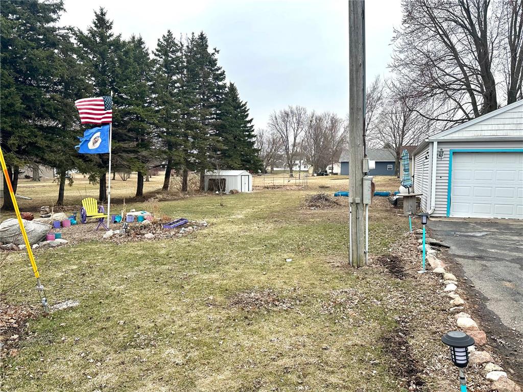 607 Main Street Hartland MN 56042 7040462 image4