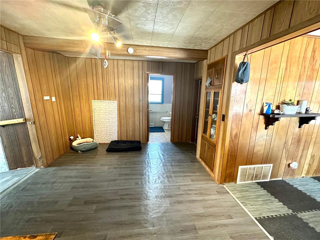 607 Main Street Hartland MN 56042 7040462 image9