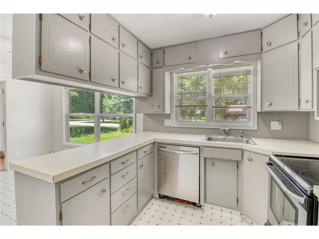 607 Maplewood Drive SE Pelican Rapids MN 56572 7099118 image8