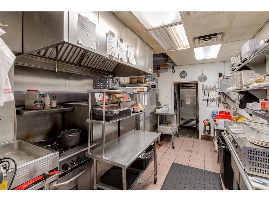 607 Minnesota Avenue W Walker MN 56484 6689157 image14