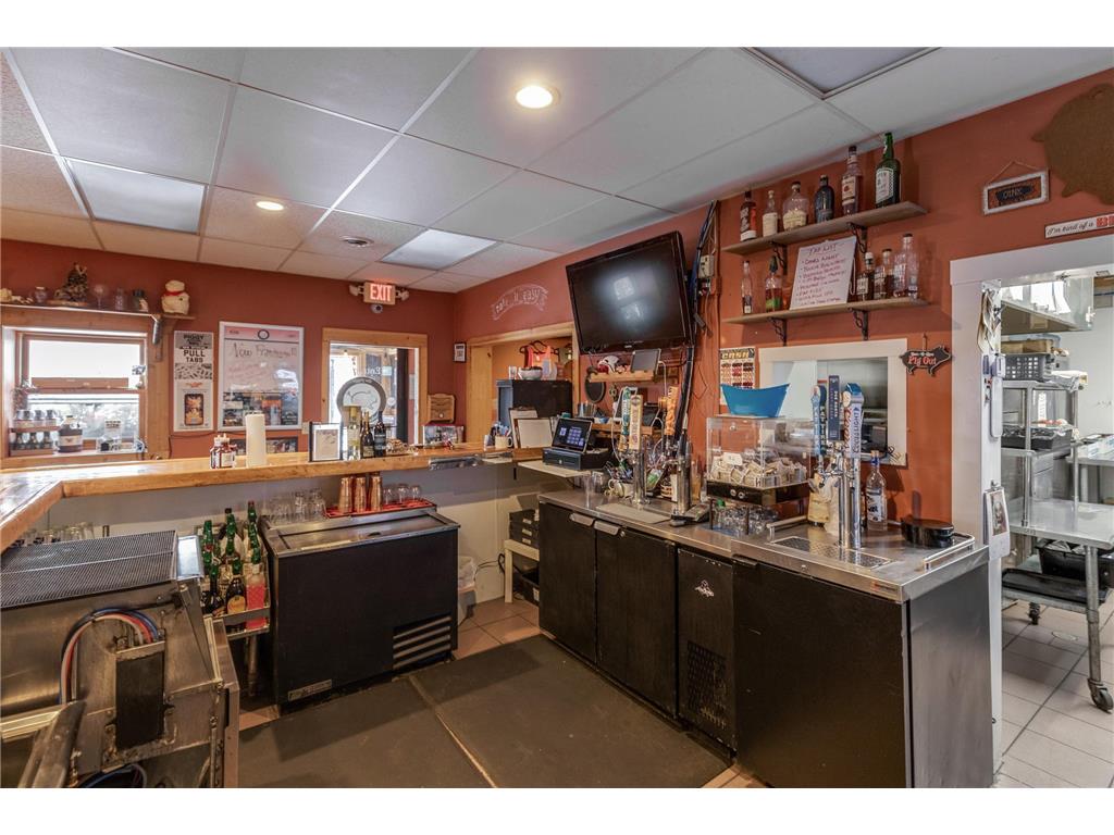 607 Minnesota Avenue W Walker MN 56484 6689157 image5