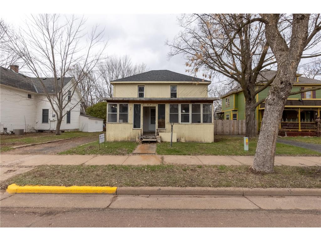 607 N Cascade Street, Osceola Twp, WI, 54020 MLS 6355272 Edina Realty