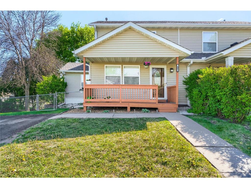 607 Pleasant Drive Hastings MN 55033 7072836 image1