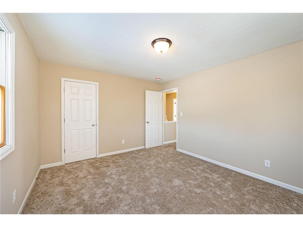 607 Sailor Street N Blue Earth MN 56013 6825670 image32