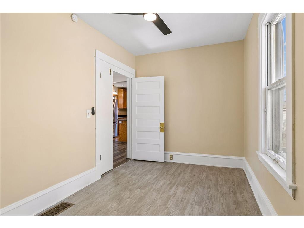 607 Simpson Street Saint Paul MN 55104 7034658 image20