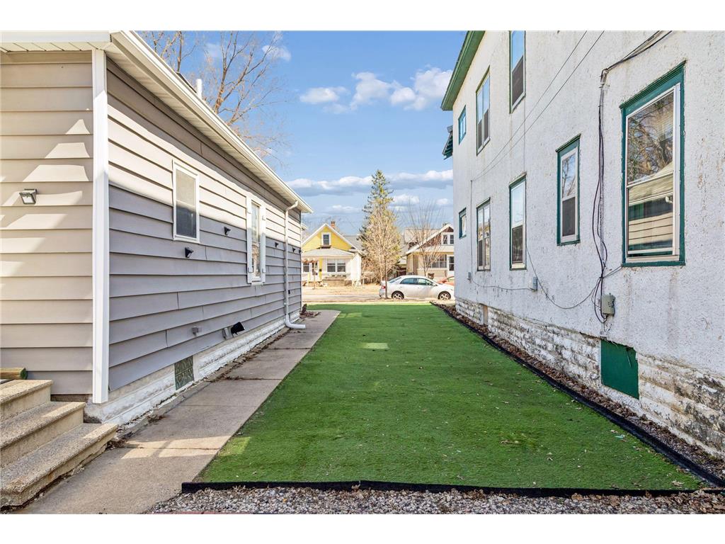 607 Simpson Street Saint Paul MN 55104 7034658 image28