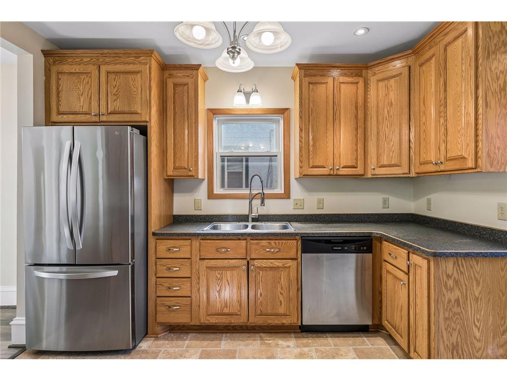 607 Simpson Street Saint Paul MN 55104 7034658 image9