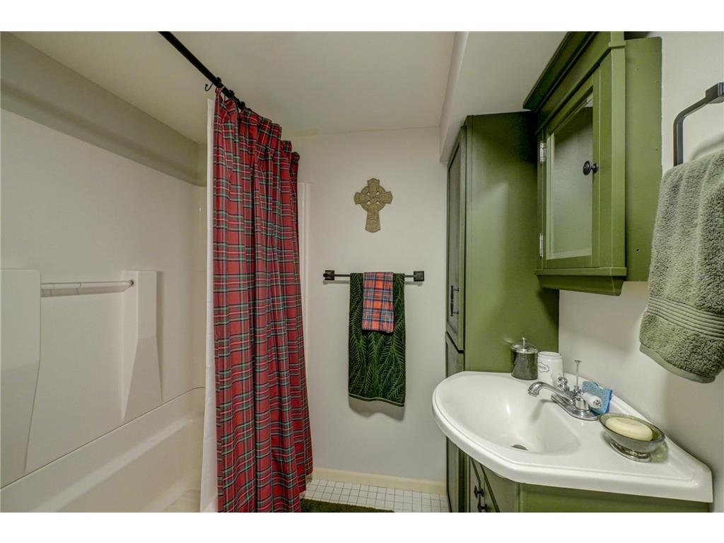 607 Vine Street Hudson WI 54016 7086364 image40