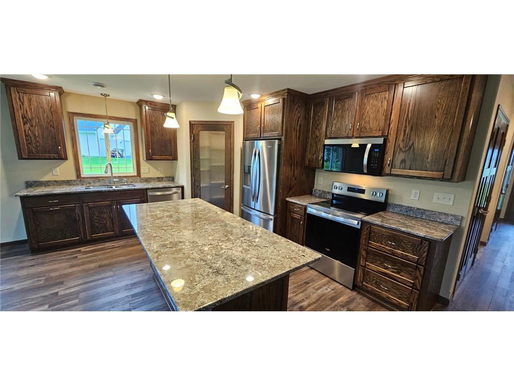 607 W Colfax Street Parkers Prairie MN 56361 6742174 image16