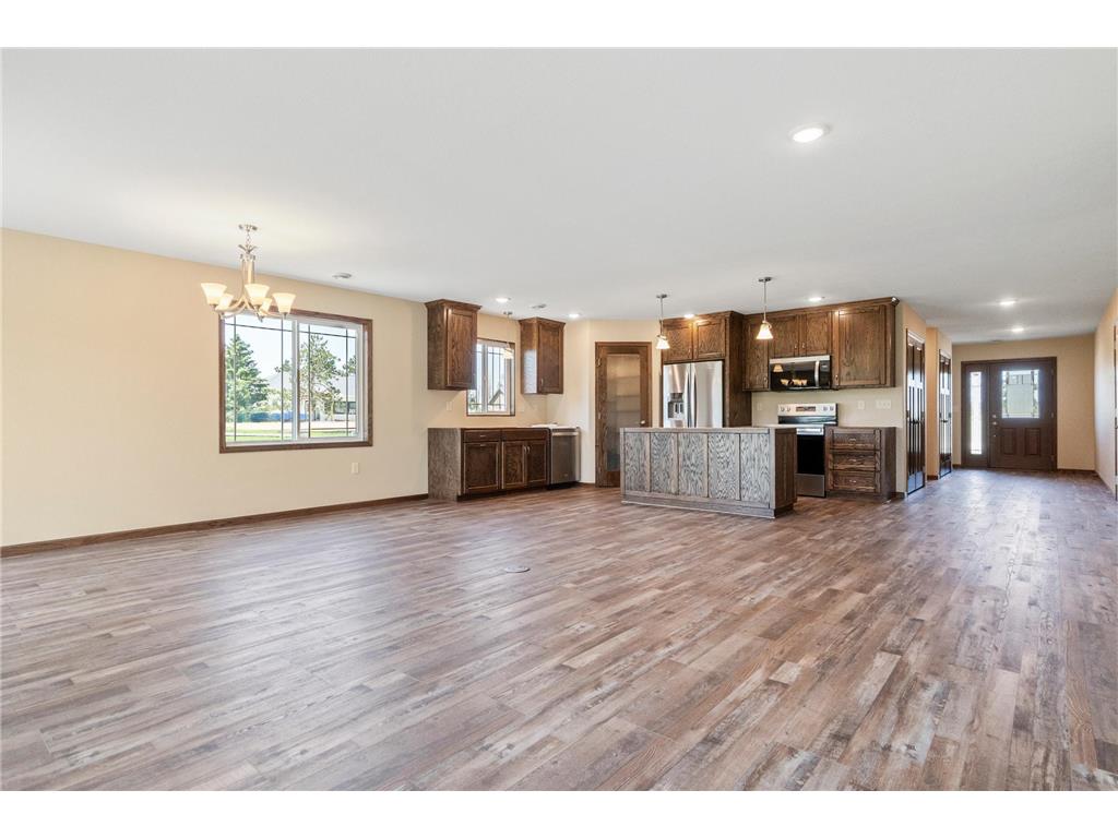 607 W Colfax Street Parkers Prairie MN 56361 6742174 image19