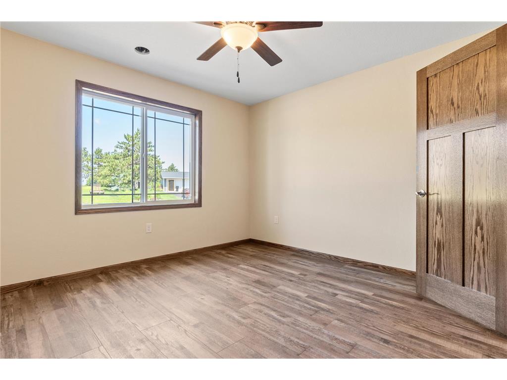 607 W Colfax Street Parkers Prairie MN 56361 6742174 image25