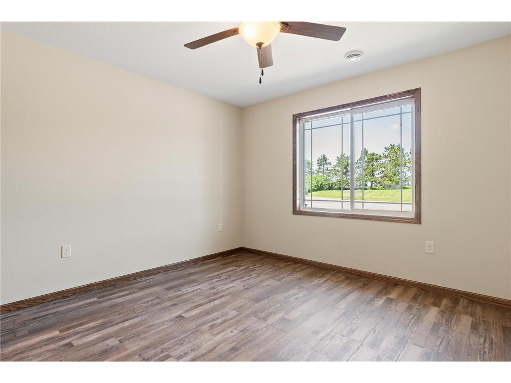 607 W Colfax Street Parkers Prairie MN 56361 6742174 image29