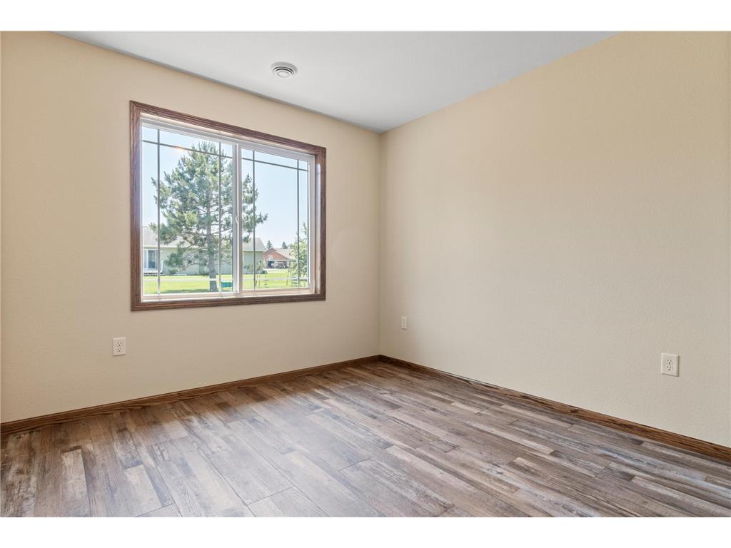 607 W Colfax Street Parkers Prairie MN 56361 6742174 image31