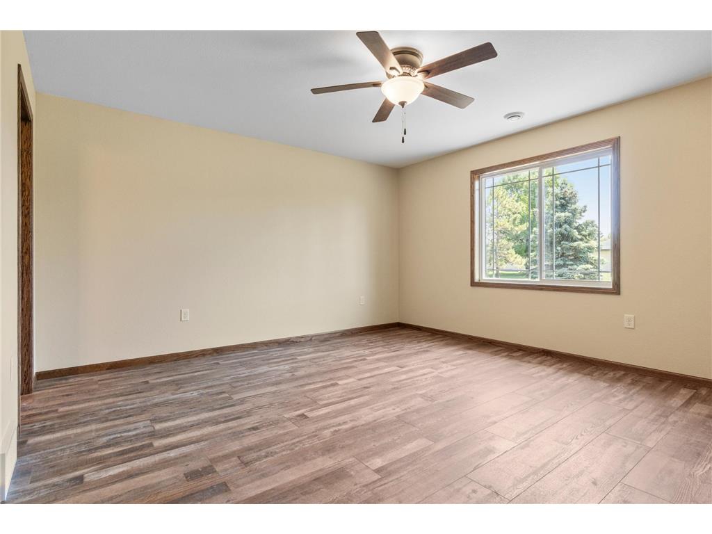 607 W Colfax Street Parkers Prairie MN 56361 6742174 image35