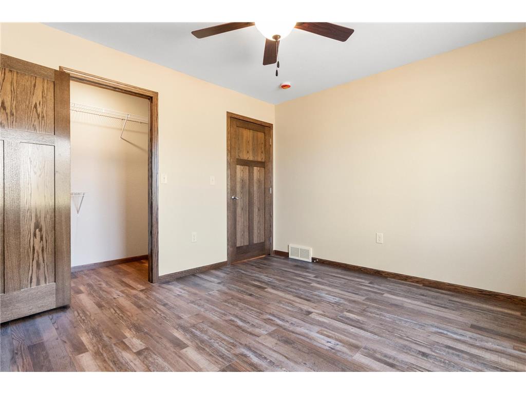 607 W Colfax Street Parkers Prairie MN 56361 6742174 image37