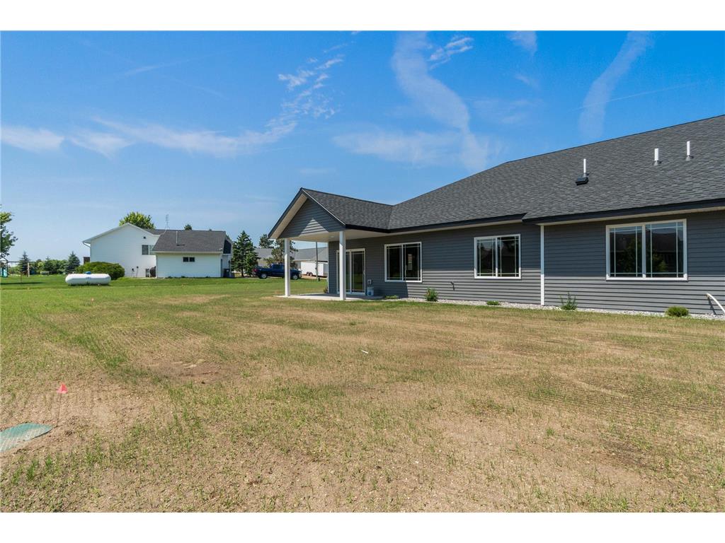 607 W Colfax Street Parkers Prairie MN 56361 6742174 image9