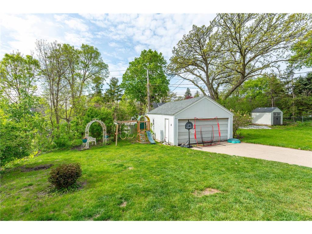 607 W Summit Avenue Fergus Falls MN 56537 7094086 image17