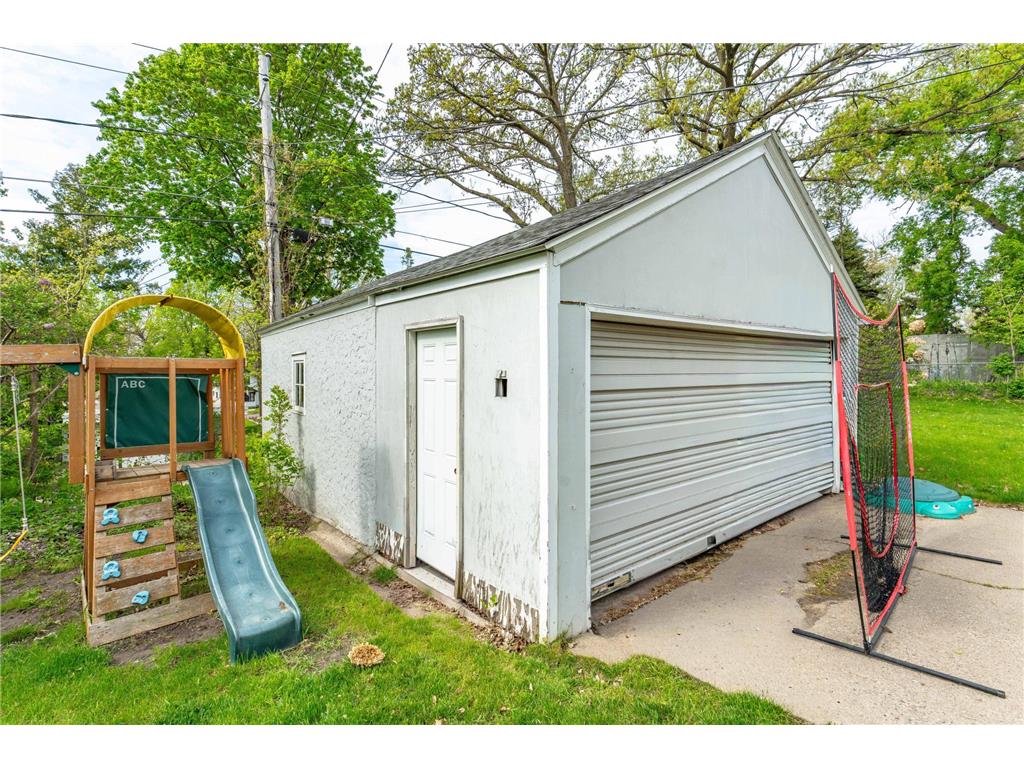 607 W Summit Avenue Fergus Falls MN 56537 7094086 image19