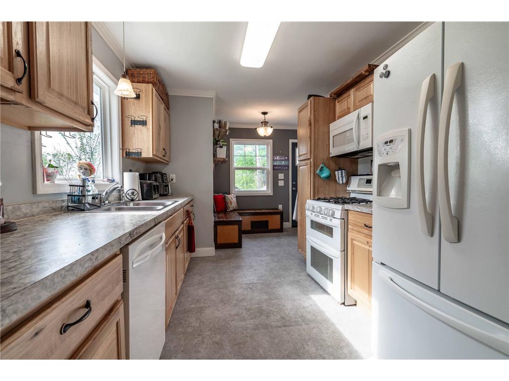 607 W Summit Avenue Fergus Falls MN 56537 7094086 image30