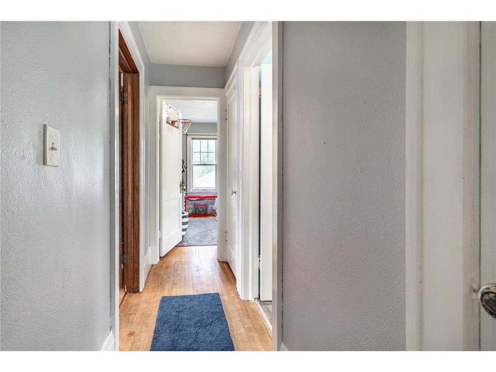 607 W Summit Avenue Fergus Falls MN 56537 7094086 image37