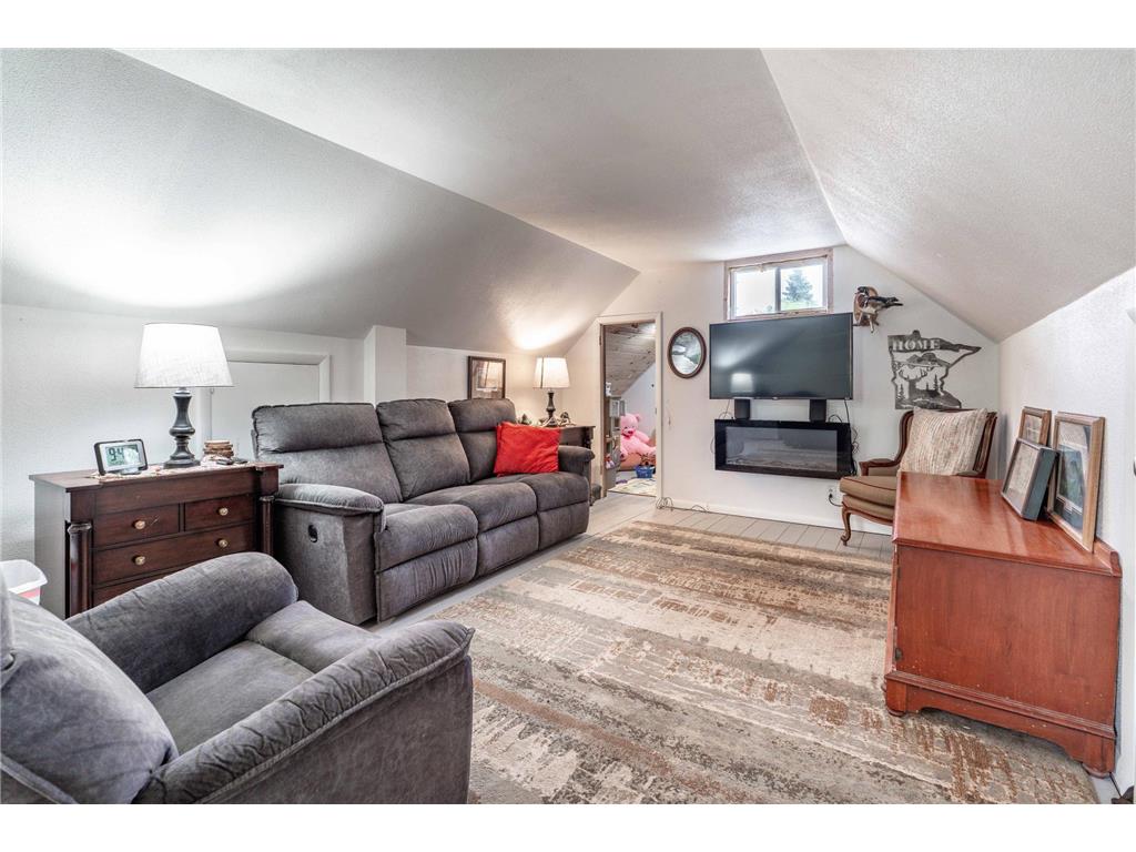 607 W Summit Avenue Fergus Falls MN 56537 7094086 image44