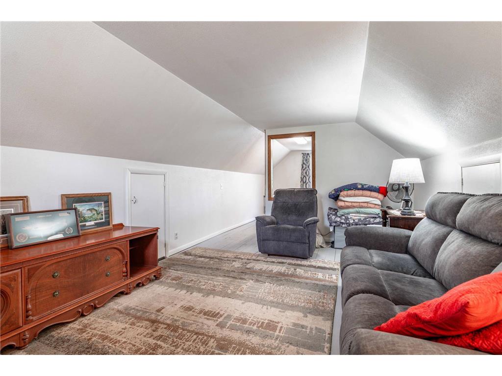 607 W Summit Avenue Fergus Falls MN 56537 7094086 image46