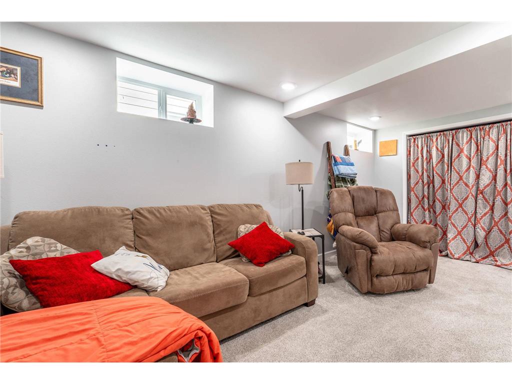 607 W Summit Avenue Fergus Falls MN 56537 7094086 image50