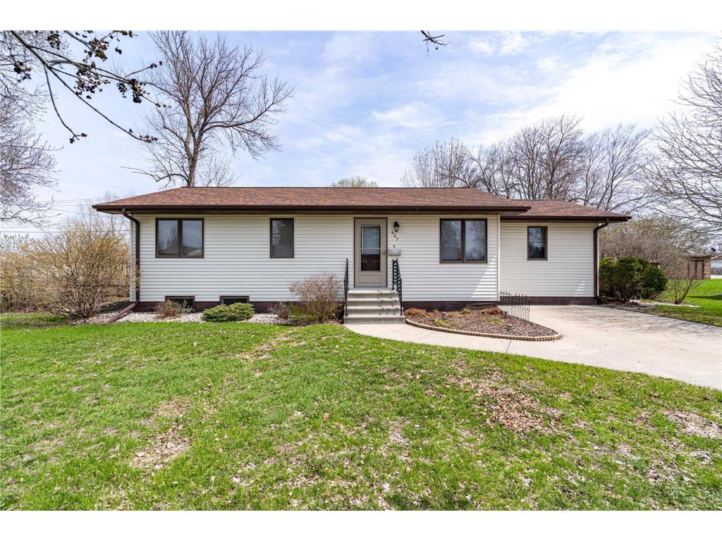 607 Washington Avenue Crookston MN 56716 6498717 image1