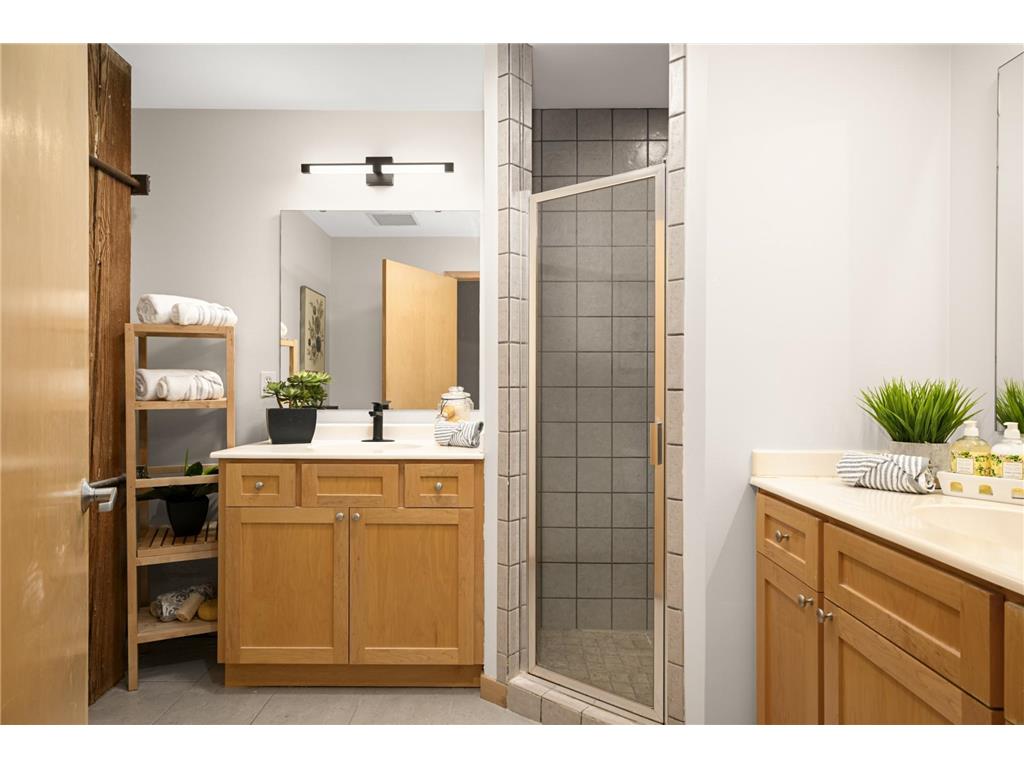 607 Washington Avenue S #204 Minneapolis MN 55415 6821268 image11