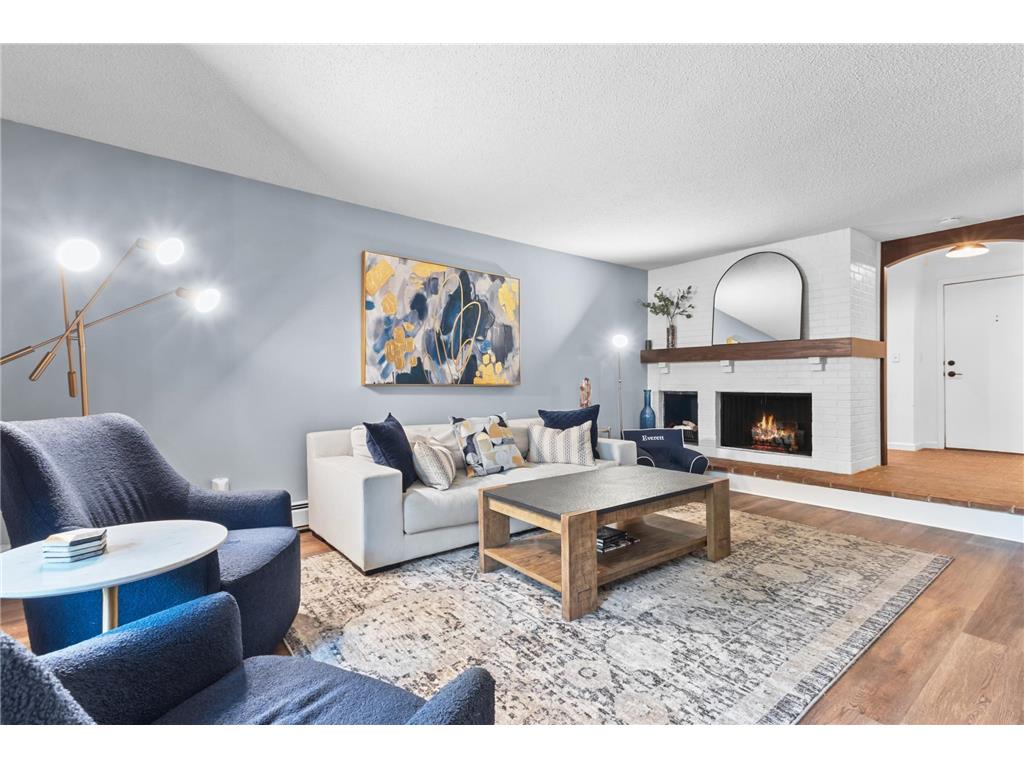 6075 Lincoln Drive #110 Edina MN 55436 6805319 image1