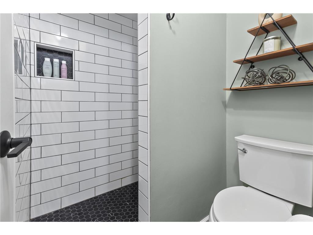 6075 Lincoln Drive #110 Edina MN 55436 6805319 image30