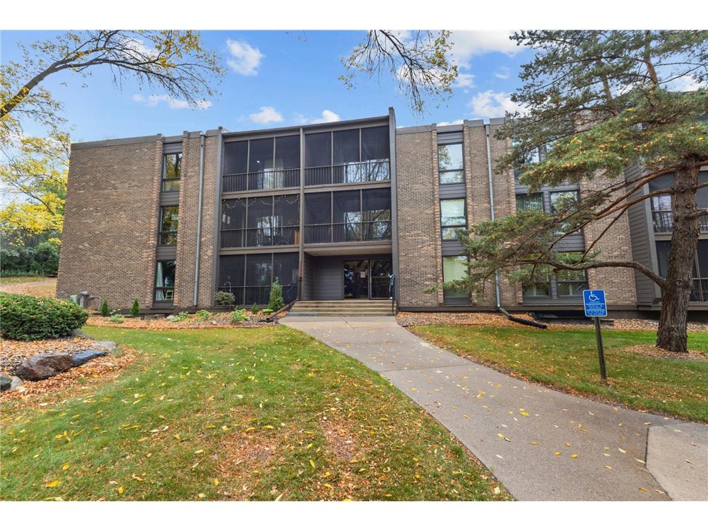 6075 Lincoln Drive #110 Edina MN 55436 6805319 image41