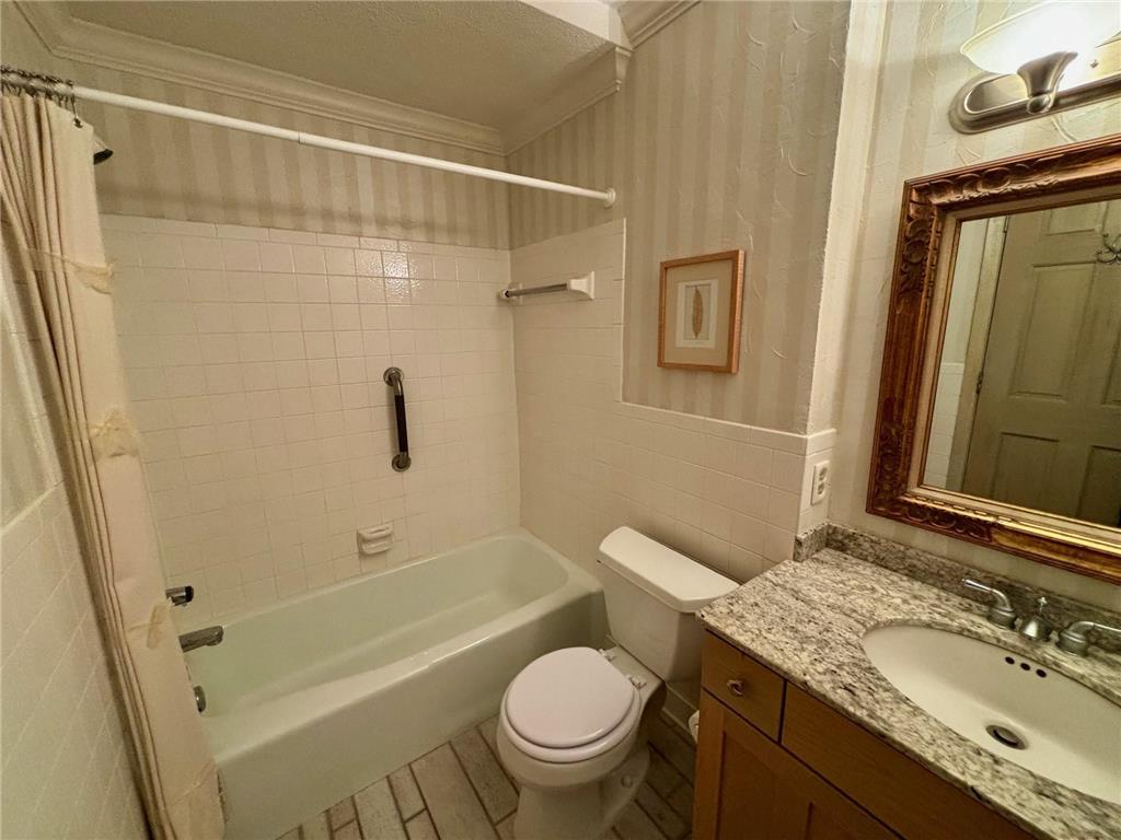 6075 Lincoln Drive #201 Edina MN 55436 7044126 image19