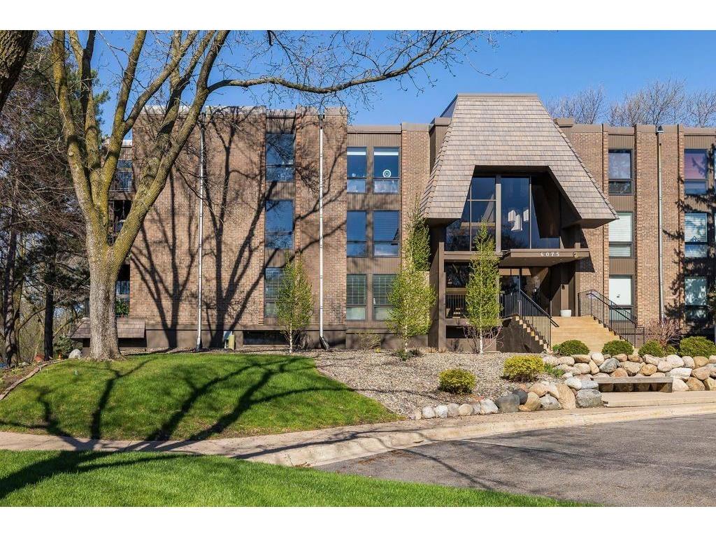 6075 Lincoln Drive #211 Edina MN 55436 7041192 image25