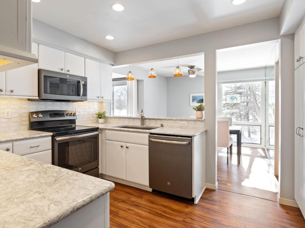 6075 Lincoln Drive #211 Edina MN 55436 7041192 image8