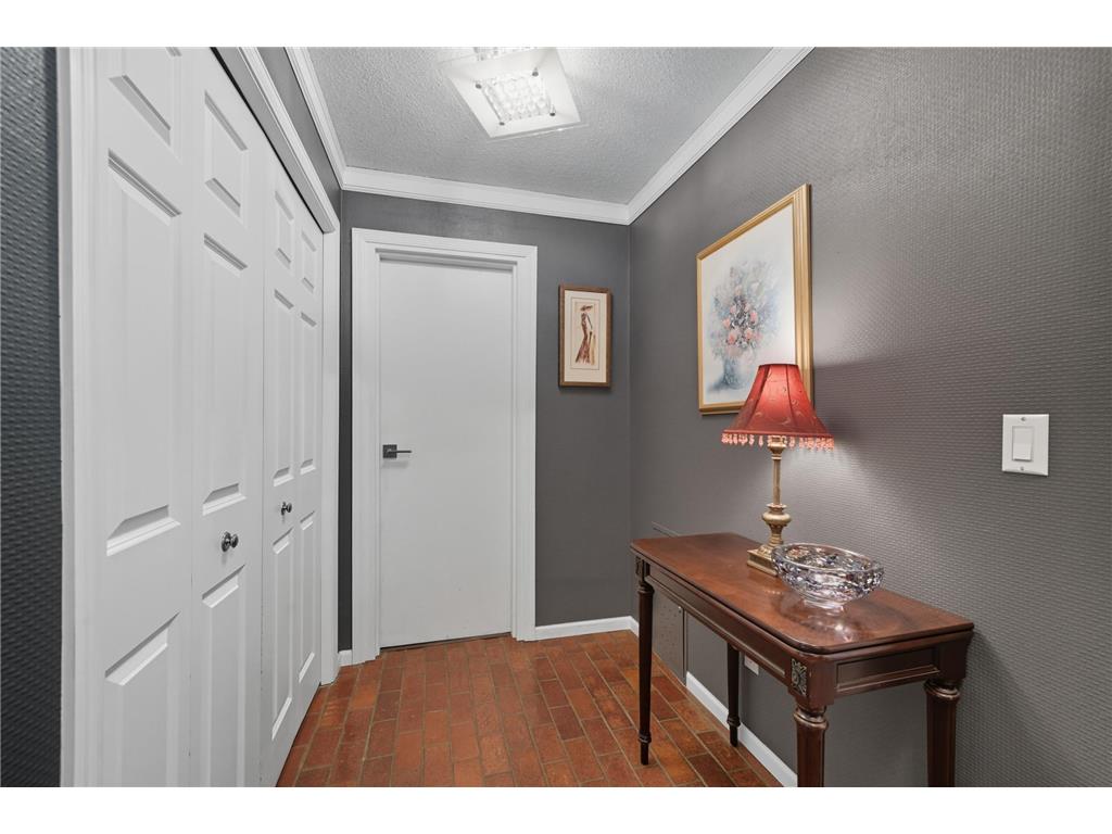 6075 Lincoln Drive #305 Edina MN 55436 6780736 image4