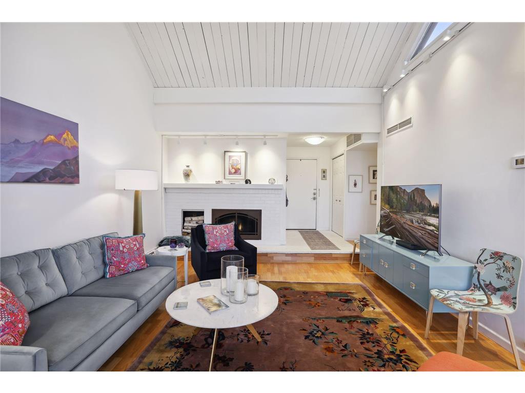 6075 Lincoln Drive #309 Edina MN 55436 6503572 image1