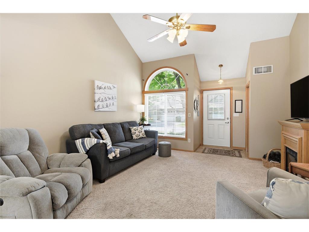 6079 Courtly Alcove #B Woodbury MN 55125 7086804 image5